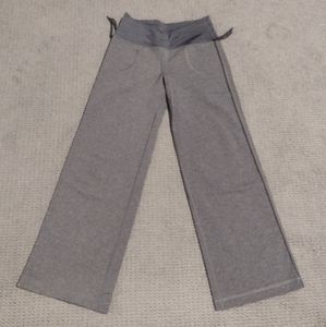 lululemon yoga pants